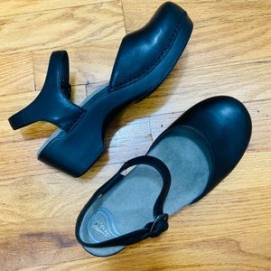 Dansko Sam Black Soft Full Grain Mary Jane 38
